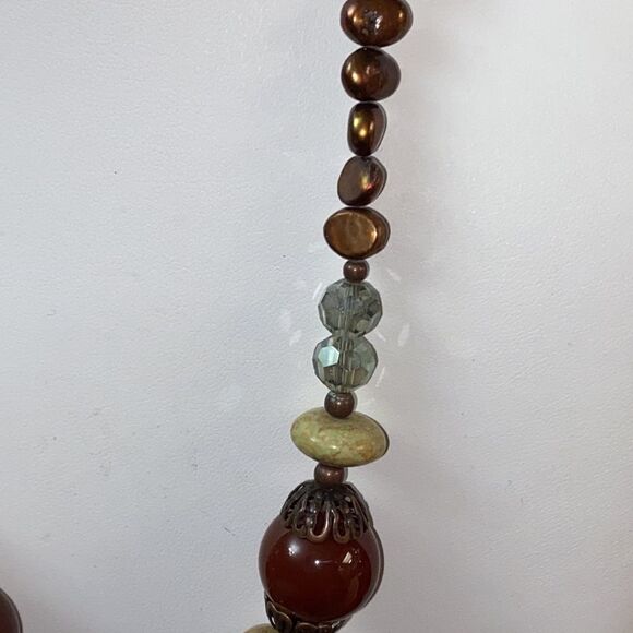 Vintage Agate and Faceted Crystal Bead Necklace - Picture 3 of 8